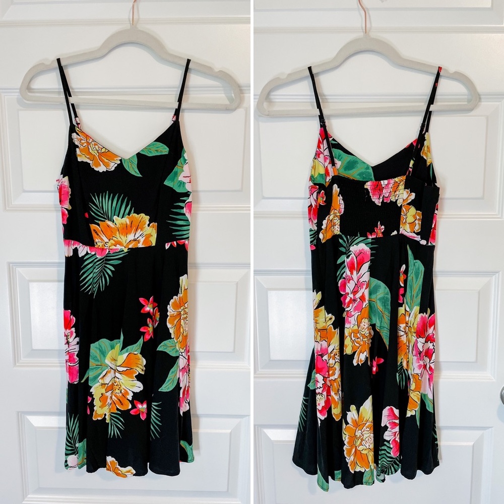 Old Navy black floral print sundress - XS